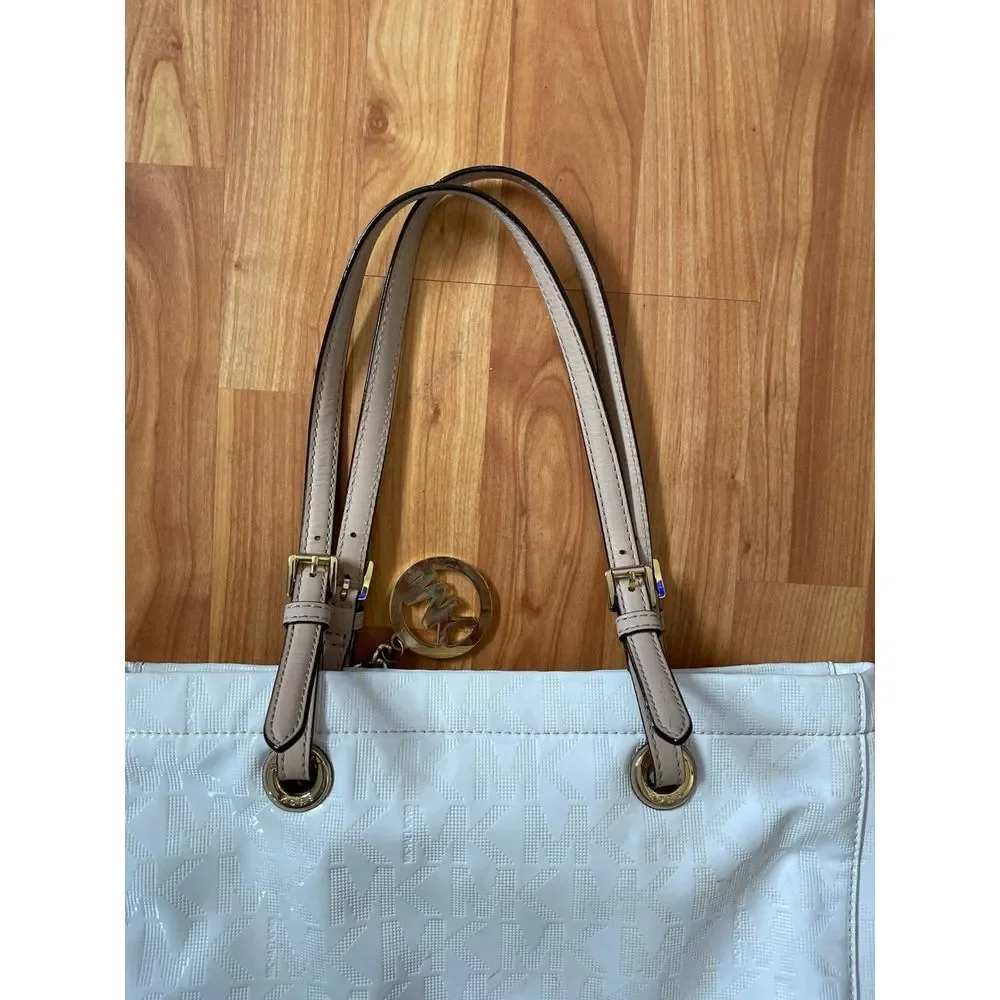 Michael Kors Jet Set‎ Glossy White MK Signature Tote Bag  Large